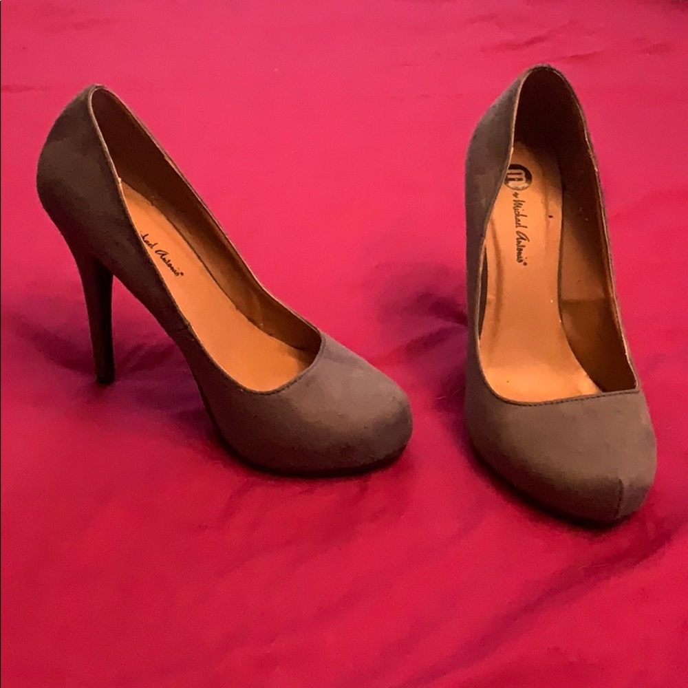 Gray heels